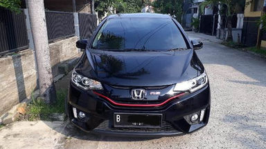 2016 Honda Jazz RS - Good Condition (s-1) 2016 Honda Jazz RS - Good Condition (s-1)