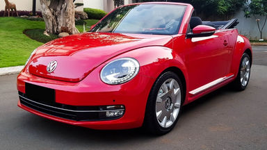 2013 Volkswagen Beetle - New Convertable - Mobil Pilihan (s-0) 2013 Volkswagen Beetle - New Convertable - Mobil Pilihan (s-0)