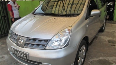 2009 Nissan Grand Livina xv - Kondisi Istimewa (s-0) 2009 Nissan Grand Livina xv - Kondisi Istimewa (s-0)
