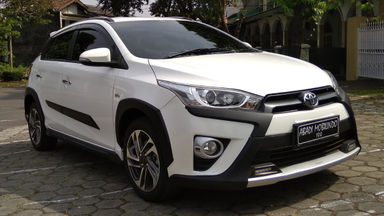 2017 Toyota Yaris Heykers - Jarak Tempuh Rendah (s-2) 2017 Toyota Yaris Heykers - Jarak Tempuh Rendah (s-2)