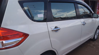 2014 Suzuki Ertiga GL AT - Fitur Mobil Lengkap (s-2) 2014 Suzuki Ertiga GL AT - Fitur Mobil Lengkap (s-2)