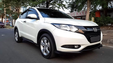 2016 Honda HR-V E CVT - Mobil Pilihan (s-1) 2016 Honda HR-V E CVT - Mobil Pilihan (s-1)