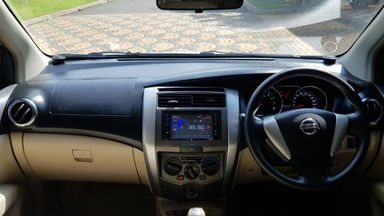 2014 Nissan Grand Livina 1.5 SV - Terawat (s-9) 2014 Nissan Grand Livina 1.5 SV - Terawat (s-9)