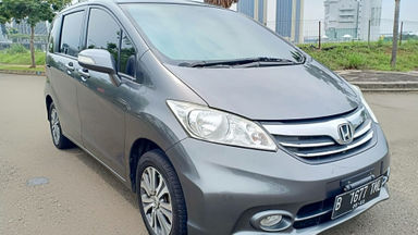 2013 Honda Freed PSD - Kondisi super mulus, siap pakai. (s-4) 2013 Honda Freed PSD - Kondisi super mulus, siap pakai. (s-4)