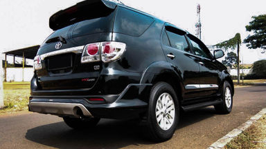 2013 Toyota Fortuner G VNT Turbo - Mobil Pilihan (s-2) 2013 Toyota Fortuner G VNT Turbo - Mobil Pilihan (s-2)