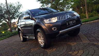 2012 Mitsubishi Pajero Exceed 4x2 Diesel - Istimewa AT (s-0) 2012 Mitsubishi Pajero Exceed 4x2 Diesel - Istimewa AT (s-0)