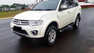 2014 Mitsubishi Pajero Sport Dakar 2.5 L - Mobil Pilihan (s-0) 2014 Mitsubishi Pajero Sport Dakar 2.5 L - Mobil Pilihan (s-0)