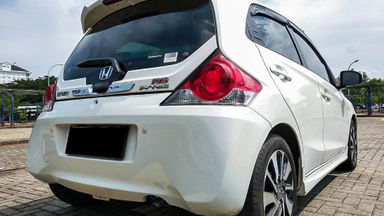 2017 Honda Brio RS - Mobil Pilihan (s-2) 2017 Honda Brio RS - Mobil Pilihan (s-2)
