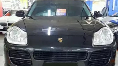 2005 Porsche Cayenne 3.2L - Kondisi Terawat (s-1) 2005 Porsche Cayenne 3.2L - Kondisi Terawat (s-1)