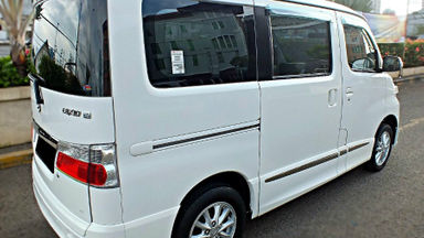 2018 Daihatsu Luxio X - Barang Cakep (s-3) 2018 Daihatsu Luxio X - Barang Cakep (s-3)