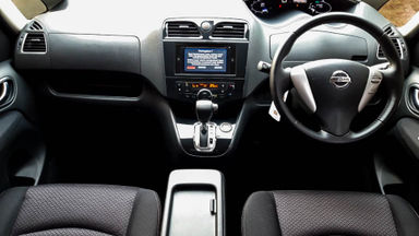 2014 Nissan Serena HWS - Mobil Pilihan (s-4) 2014 Nissan Serena HWS - Mobil Pilihan (s-4)