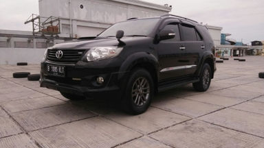 2013 Toyota Fortuner VNT TRD Sportivo - Kondisi Istimewa (s-0) 2013 Toyota Fortuner VNT TRD Sportivo - Kondisi Istimewa (s-0)
