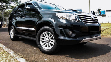 2013 Toyota Fortuner G VNT Turbo - Mobil Pilihan (s-1) 2013 Toyota Fortuner G VNT Turbo - Mobil Pilihan (s-1)