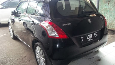 2014 Suzuki Swift GX - Bekas Berkualitas (s-6) 2014 Suzuki Swift GX - Bekas Berkualitas (s-6)