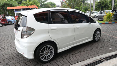 2013 Honda Jazz RS - Kondisi Mulus (s-4) 2013 Honda Jazz RS - Kondisi Mulus (s-4)