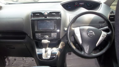 2017 Nissan Serena HWS - Barang Istimewa Dan Harga Menarik (s-5) 2017 Nissan Serena HWS - Barang Istimewa Dan Harga Menarik (s-5)