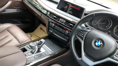 2015 BMW 5 Series 3,5 X-Line - Unit Istimewa (s-4) 2015 BMW 5 Series 3,5 X-Line - Unit Istimewa (s-4)