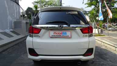 2014 Honda Mobilio E cvt Prestige - Jarak Tempuh Rendah (s-5) 2014 Honda Mobilio E cvt Prestige - Jarak Tempuh Rendah (s-5)