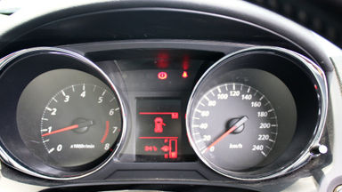 2014 Mitsubishi Outlander GLX - new model mesin smua oke tangan pertama bodi mulus (s-5) 2014 Mitsubishi Outlander GLX - new model mesin smua oke tangan pertama bodi mulus (s-5)