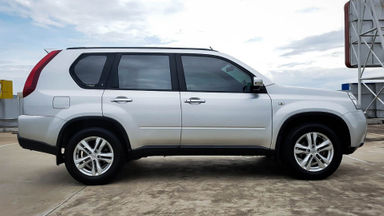 2013 Nissan X-Trail 2.5 AT - Mobil Pilihan (s-1) 2013 Nissan X-Trail 2.5 AT - Mobil Pilihan (s-1)