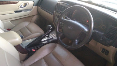 2010 Ford Escape XLT - Terawat (s-4) 2010 Ford Escape XLT - Terawat (s-4)