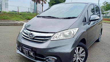 2013 Honda Freed PSD - Kondisi super mulus, siap pakai. (s-11) 2013 Honda Freed PSD - Kondisi super mulus, siap pakai. (s-11)