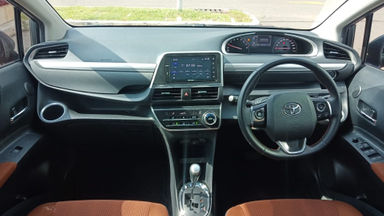 2017 Toyota Sienta Q AT - Terawat Siap Pakai (s-10) 2017 Toyota Sienta Q AT - Terawat Siap Pakai (s-10)