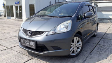 2011 Honda Jazz RS 1.5 AT - Kondisi Mulus Terawat (s-0) 2011 Honda Jazz RS 1.5 AT - Kondisi Mulus Terawat (s-0)