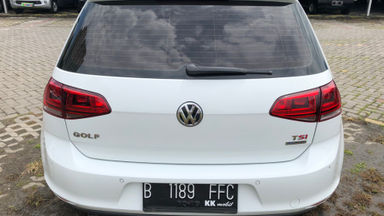 2013 Volkswagen Golf MK 7 CBU Automatic - Sangat Terawat dan Bagus Pasti Puas (s-3) 2013 Volkswagen Golf MK 7 CBU Automatic - Sangat Terawat dan Bagus Pasti Puas (s-3)