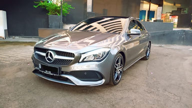 2018 Mercedes Benz CLA 200 Sport AMG - Km Rendah (s-0) 2018 Mercedes Benz CLA 200 Sport AMG - Km Rendah (s-0)