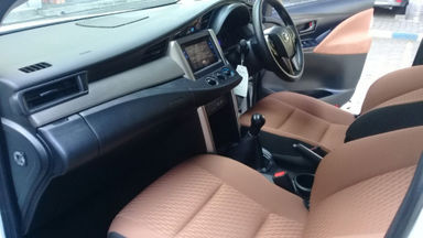 2017 Toyota Kijang Innova G - kilometer masih rendah mulus (s-4) 2017 Toyota Kijang Innova G - kilometer masih rendah mulus (s-4)