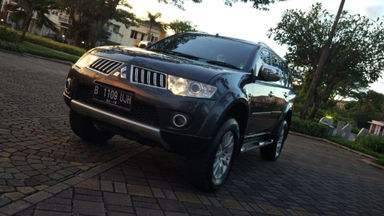 2012 Mitsubishi Pajero Exceed 4x2 Diesel - Istimewa AT (s-8) 2012 Mitsubishi Pajero Exceed 4x2 Diesel - Istimewa AT (s-8)