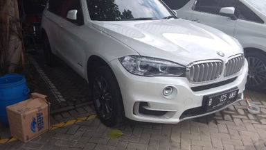 2015 BMW 5 Series 3,5 X-Line - Unit Istimewa (s-1) 2015 BMW 5 Series 3,5 X-Line - Unit Istimewa (s-1)