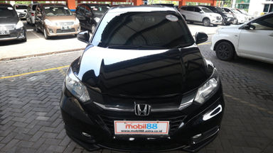 2015 Honda HR-V E cvt - Good Condition Warna Favorit, Harga Terjangkau (s-3) 2015 Honda HR-V E cvt - Good Condition Warna Favorit, Harga Terjangkau (s-3)