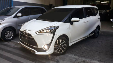 2016 Toyota Sienta Q - Mobil Pilihan 2016 Toyota Sienta Q - Mobil Pilihan
