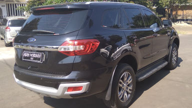 2015 Ford Everest Trendy - Limited Edition (s-3) 2015 Ford Everest Trendy - Limited Edition (s-3)