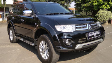 2014 Mitsubishi Pajero Sport Exceed - Kondisi Mulus Tinggal Pakai (s-2) 2014 Mitsubishi Pajero Sport Exceed - Kondisi Mulus Tinggal Pakai (s-2)