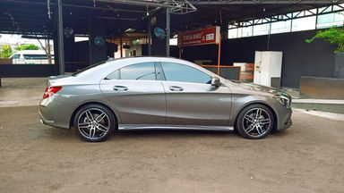 2018 Mercedes Benz CLA 200 Sport AMG - Km Rendah (s-10) 2018 Mercedes Benz CLA 200 Sport AMG - Km Rendah (s-10)