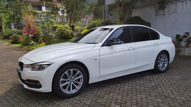 2016 BMW 3 Series 320i - Tangan pertama dari baru 2016 BMW 3 Series 320i - Tangan pertama dari baru