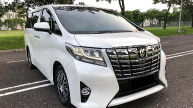 2015 Toyota Alphard G - Mobil Pilihan 2015 Toyota Alphard G - Mobil Pilihan