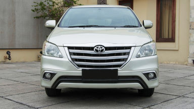 2014 Toyota Kijang Innova Grand New V - Mobil Pilihan (s-1) 2014 Toyota Kijang Innova Grand New V - Mobil Pilihan (s-1)