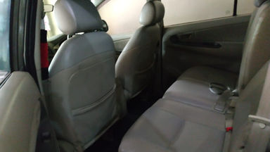 2009 Toyota Kijang Innova G - Bekas Berkualitas (s-4) 2009 Toyota Kijang Innova G - Bekas Berkualitas (s-4)