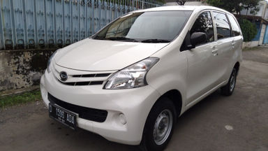 2015 Daihatsu Xenia D - Dp 15 Juta (s-0) 2015 Daihatsu Xenia D - Dp 15 Juta (s-0)