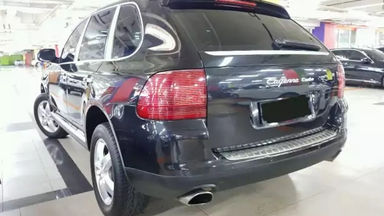 2005 Porsche Cayenne 3.2L - Kondisi Terawat (s-3) 2005 Porsche Cayenne 3.2L - Kondisi Terawat (s-3)
