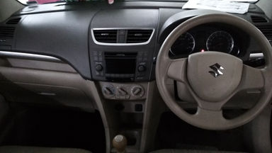 2013 Suzuki Ertiga GL - Istimewa (s-2) 2013 Suzuki Ertiga GL - Istimewa (s-2)