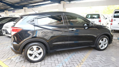 2015 Honda HR-V e cvt - Istimewa Sangat Istimewa (s-5) 2015 Honda HR-V e cvt - Istimewa Sangat Istimewa (s-5)