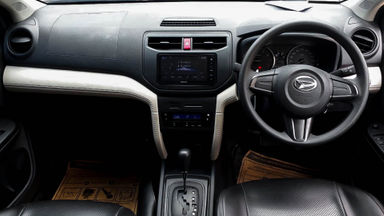 2018 Daihatsu Terios X Deluxe - Mobil Pilihan (s-4) 2018 Daihatsu Terios X Deluxe - Mobil Pilihan (s-4)