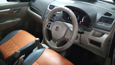 2015 Suzuki Ertiga Gx - Siap Pakai Dan Mulus (s-4) 2015 Suzuki Ertiga Gx - Siap Pakai Dan Mulus (s-4)