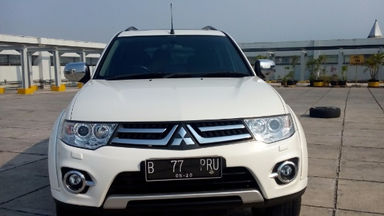 2015 Mitsubishi Pajero Sport Dakar - Mulus lanngsung pakai (s-0) 2015 Mitsubishi Pajero Sport Dakar - Mulus lanngsung pakai (s-0)