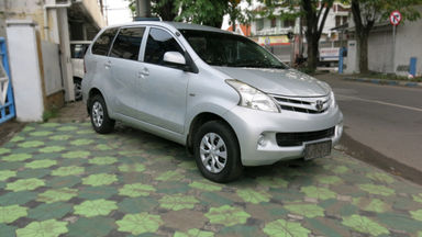 2014 Toyota Avanza E - Manual (s-1) 2014 Toyota Avanza E - Manual (s-1)